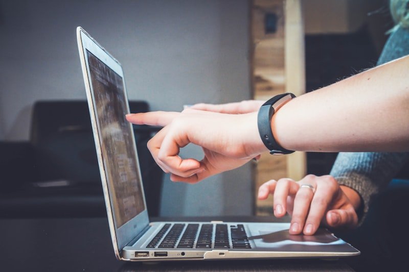 Digital Eye Strain & Screen Fatigue: 5 Ayurvedic Remedies for 2026